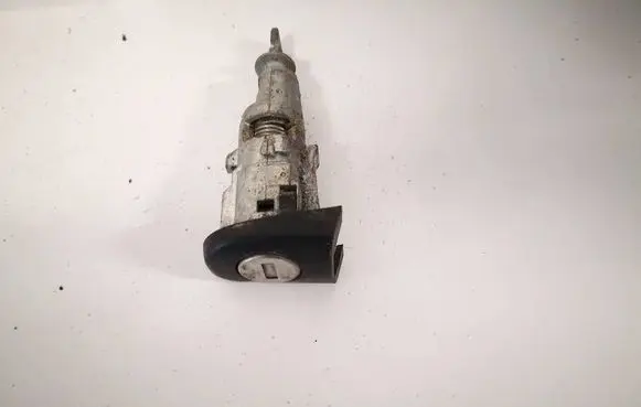 Skoda Praktik (5J8) Front door lock (next to the handle) 5j0837167