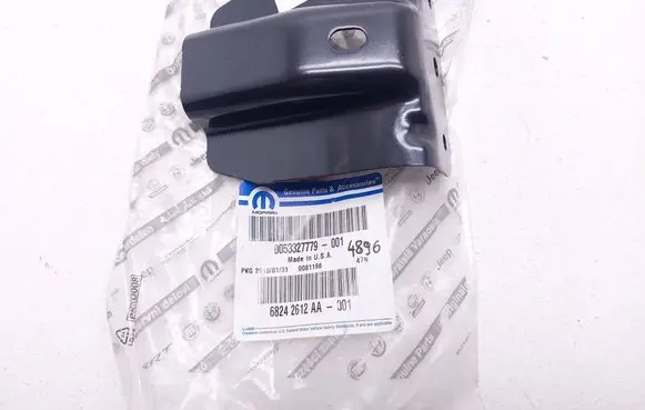 Jeep Compass Fender mounting bracket 0053327779 PKG20180131 68242612AA