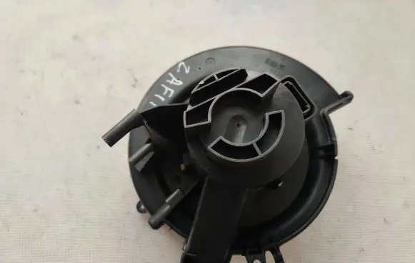 Opel Zafira A Heater fan/blower 24464033 T600ACG 950482