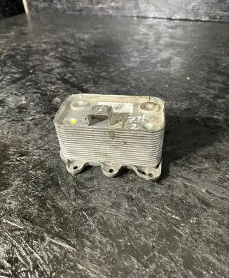 Mercedes-Benz S W220 Oil filter cover A6281880201 60666 010327