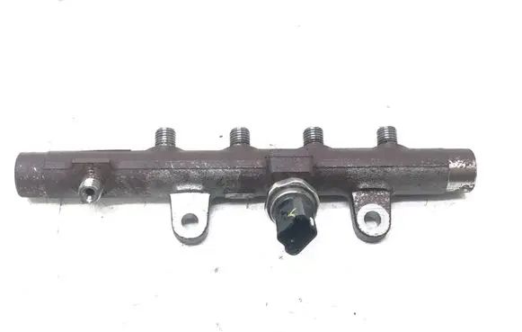 Renault Scenic III - Grand scenic III Fuel main line pipe 175218188R A2C53367836