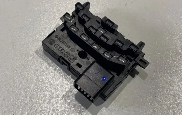 Volkswagen Golf Plus Steering angle sensor 1K0959654