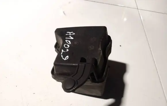 Intake resonator
