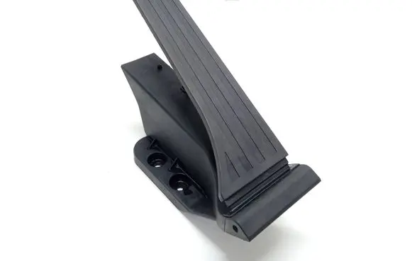 Mercedes-Benz E W212 Accelerator throttle pedal A4513000000