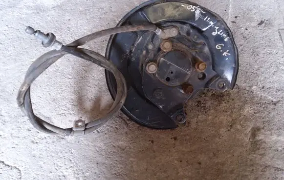 Nissan Juke I F15 Rear wheel hub