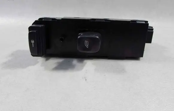 Volvo XC90 Electric window control switch 31275227 48290