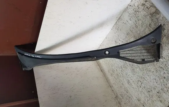 Fiat Punto (199) Wiper trim