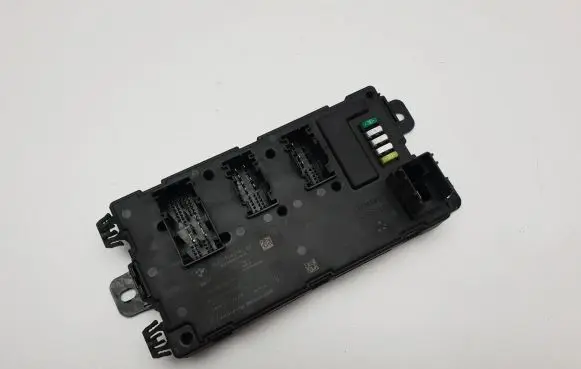BMW 1 F20 F21 Fuse module 003000002 9866982 A2C30450428