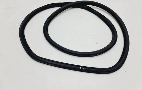 Opel Meriva B Rear door rubber seal (on body) 
