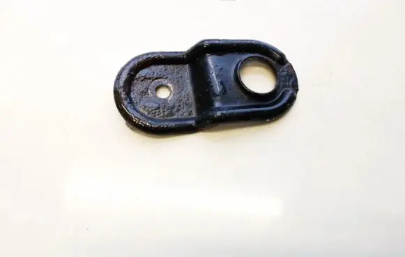 Radiator mount bracket