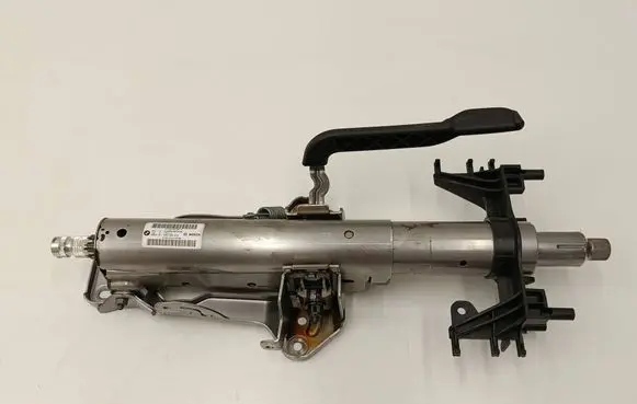 BMW 2 F46 Steering wheel axle 6864827 7046955979 19B145711207B