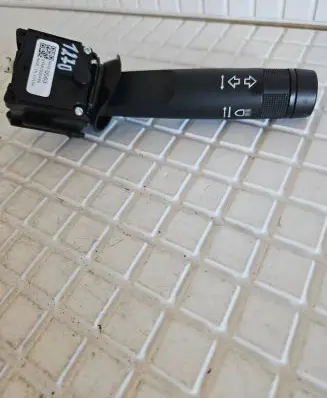 Indicator stalk