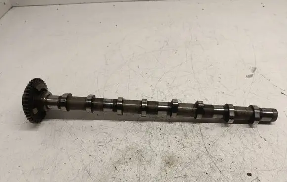 BMW 5 F10 F11 Camshaft 8506076