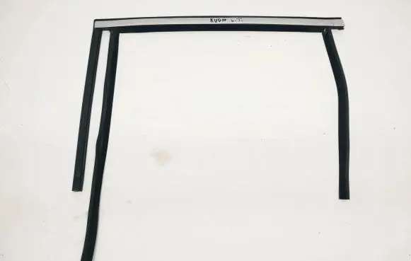 Ford Kuga I Rubber seal rear door 