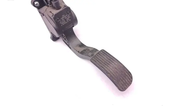 Mercedes-Benz Sprinter W906 Accelerator throttle pedal 0280755023 A4473000100 7GS0010001