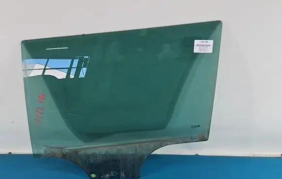Skoda Yeti (5L) Rear door window glass IMPRK1583394