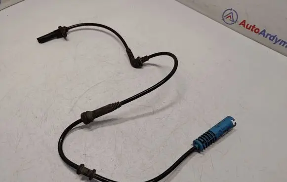 Mini One - Cooper Coupe R56 ABS brake wheel speed sensor 34526773019 34526793819