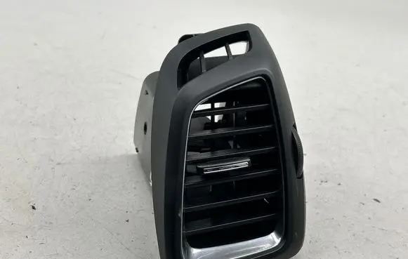 Citroen DS5 Dashboard side air vent grill/cover trim 9670715377