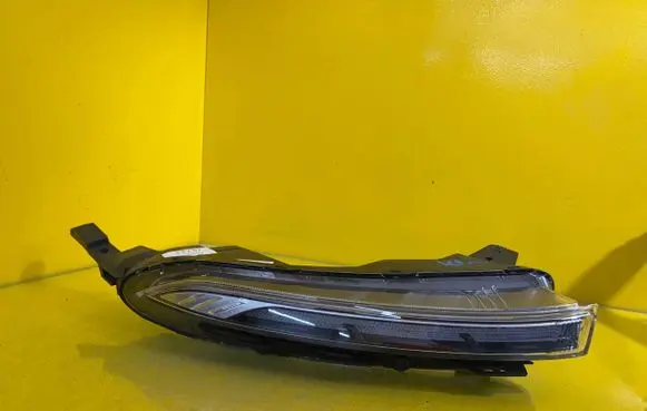 Hyundai Bayon Headlight/headlamp 92208Q0500