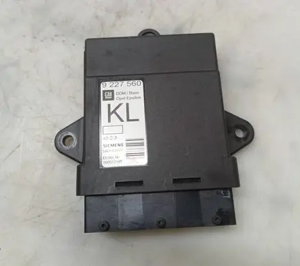 Opel Vectra C Door control unit/module 9227560 360572197 5WK46001