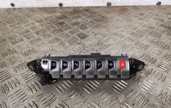 Peugeot 5008 Climate control unit 98249155DX