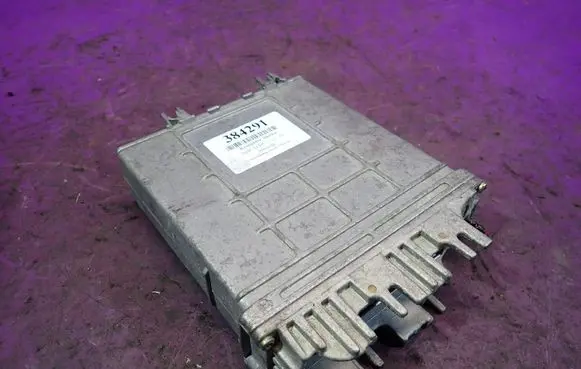 Audi A4 S4 B5 8D Engine control unit/module ECU 
