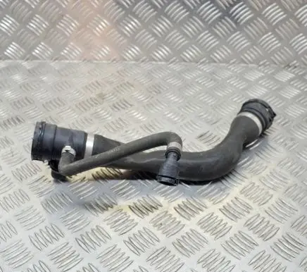 BMW 4 F32 F33 Engine coolant pipe/hose 7596837