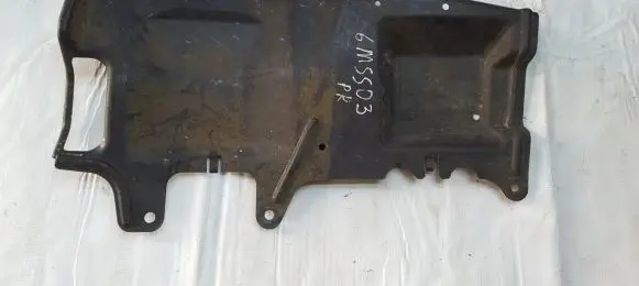Mitsubishi Space Star Engine splash shield/under tray mr911731