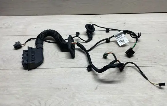 Mercedes-Benz E W213 Front door wiring loom 3222018 95542AM 5400743
