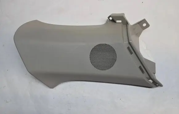 Mazda CX-7 (D)pillar trim (top) EG2268291LH
