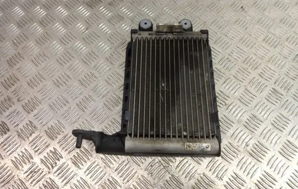 BMW X3 F25 Coolant radiator 7601536