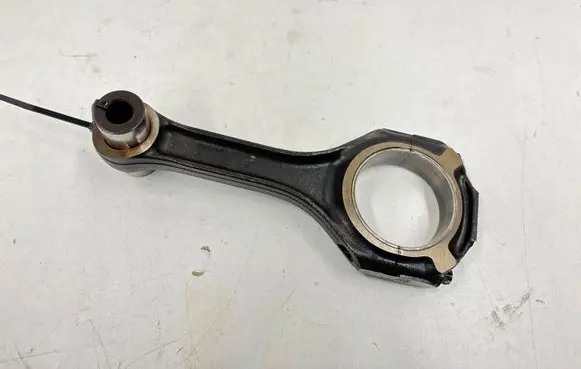 Mercedes-Benz CLS C218 X218 Connecting rod/conrod A2780300520 A2780300320