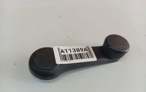 Hyundai Getz Front door window winding handle 8263022001