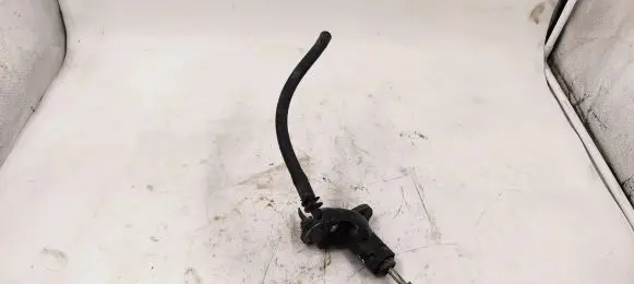 Audi A4 S4 B5 8D Clutch master cylinder