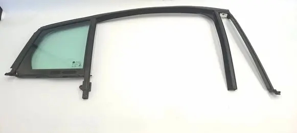 Opel Insignia B Rear vent window glass DOT747AS2M61385 E000090 0CPN0009