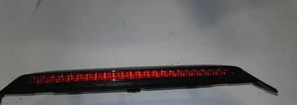 Volkswagen Phaeton Third/center stoplight 3d0945097