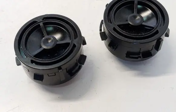 Peugeot 3008 II Front door speaker 9809350780