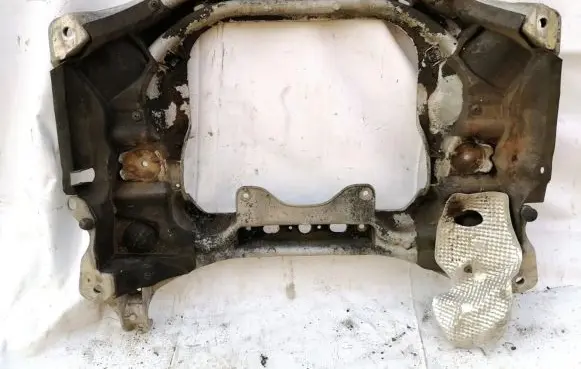 Mercedes-Benz S W220 Front subframe