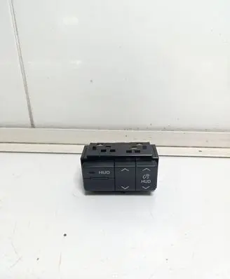 Toyota Prius (XW30) Other switches/knobs/shifts 75D807