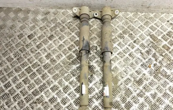 Hyundai Kona I Rear shock absorber/damper 55300CM000
