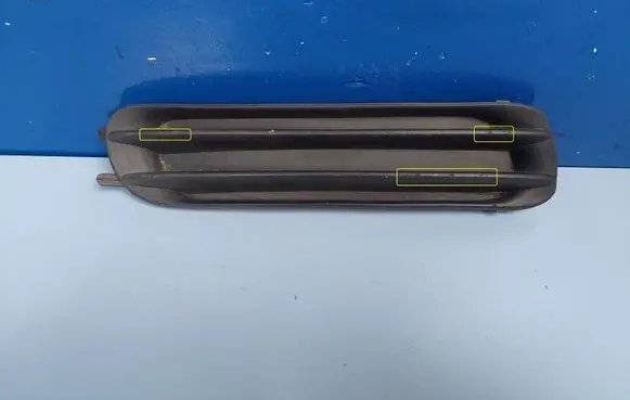 BMW 3 E46 Front bumper lower grill 8195294