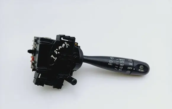 Toyota Yaris Wiper control stalk 173647