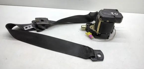 Mercedes-Benz ML W163 Front seatbelt A1638601485