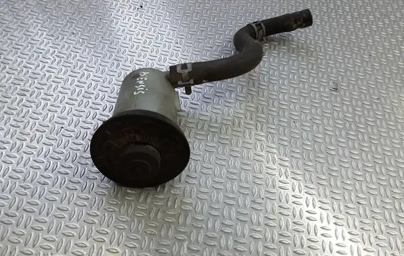 Brake fluid reservoir