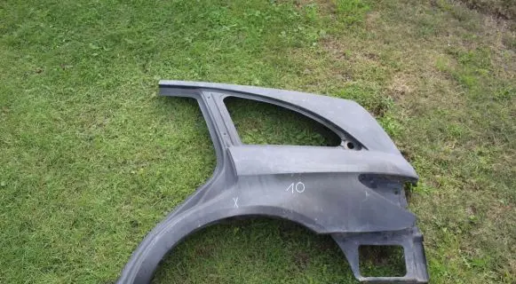 Mercedes-Benz R W251 Rear quarter panel 