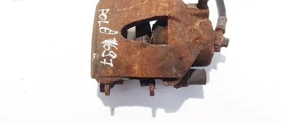 Volkswagen Polo IV 9N3 Front brake caliper
