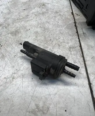 Valve vacuum