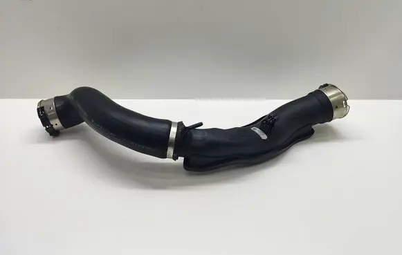 BMW 5 F10 F11 Intercooler hose/pipe 7800145 780014506 11884414