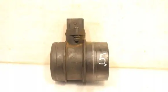 Volkswagen PASSAT B6 Mass air flow meter 0281002461