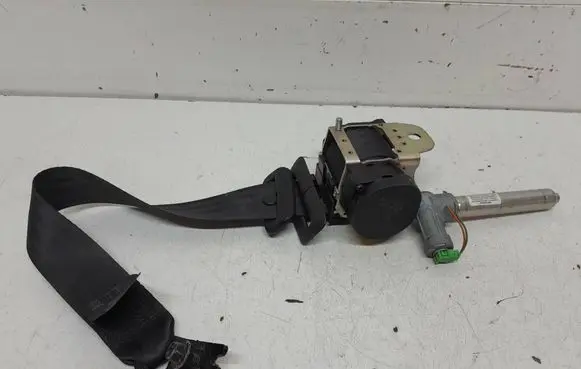 Volvo S80 Rear seatbelt 379904 39808362
